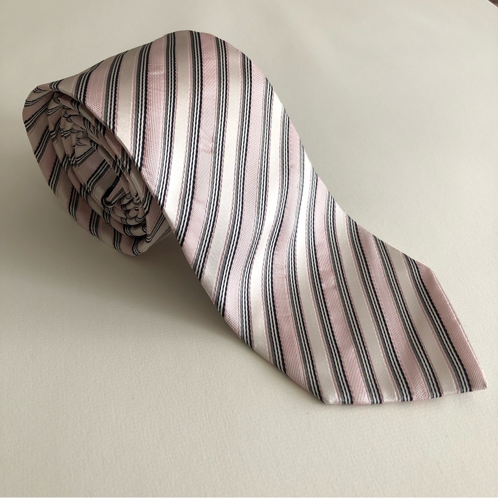 HUGO BOSS Men's 100% Silk Necktie ITALY Luxury STRIPED Pink/White/Black
